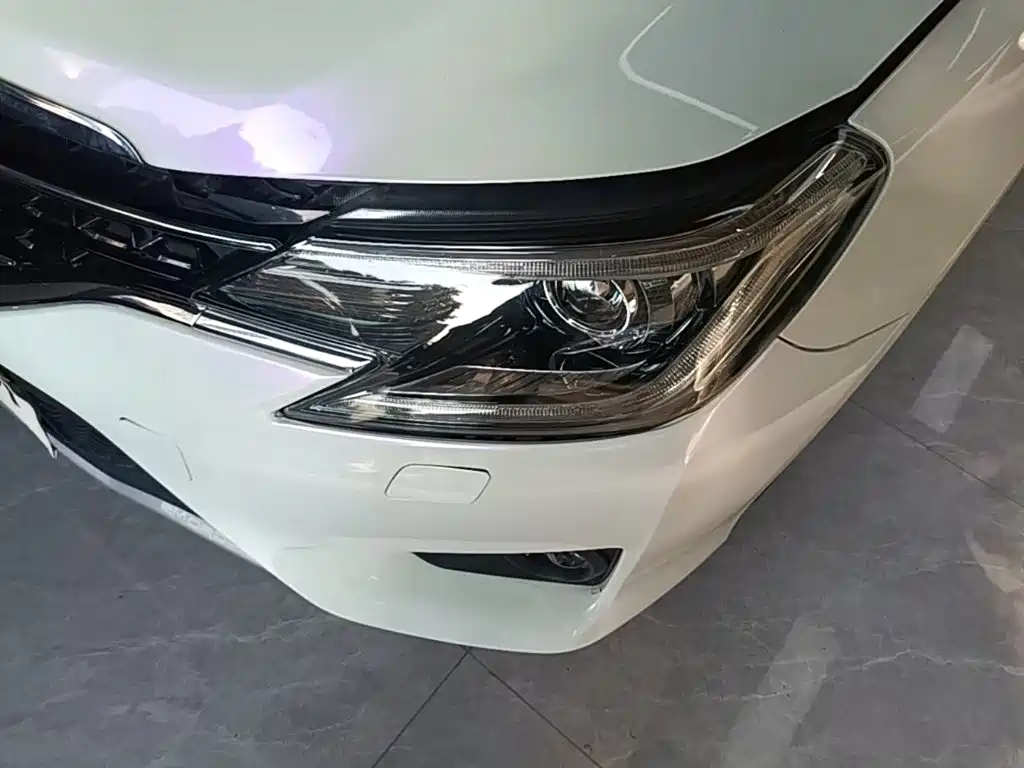 Toyota Reiz 2017 2013 2.5V Elite Edition
