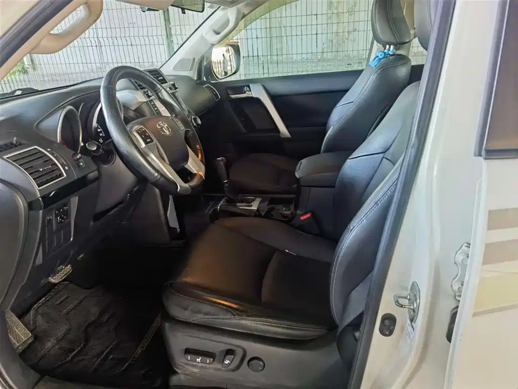 Toyota Prado 2016 2.7L Auto Standard Edition фото 13