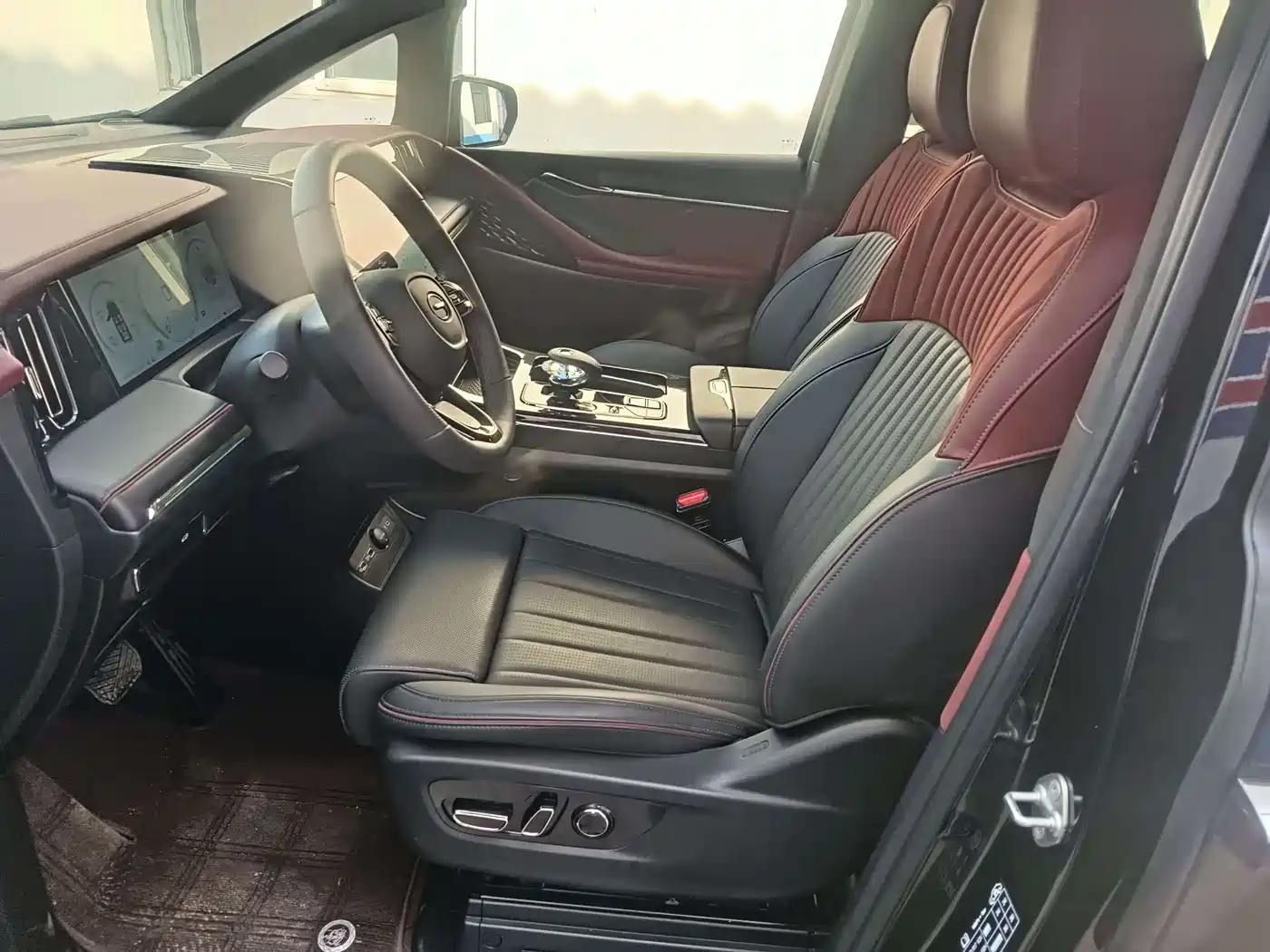GAC Trumpchi Trumpchi M8 2024 Master Series 400T Ultimate Edition фото 6