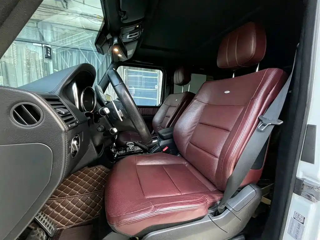 Mercedes-Benz G-Class AMG 2016 AMG G 63 фото 13