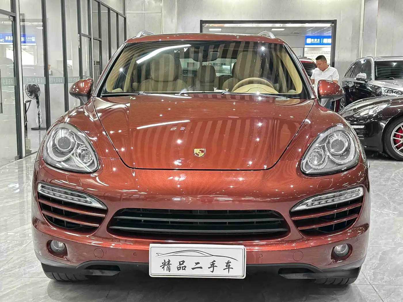Porsche Cayenne 2011 Cayenne 3.0T фото 2