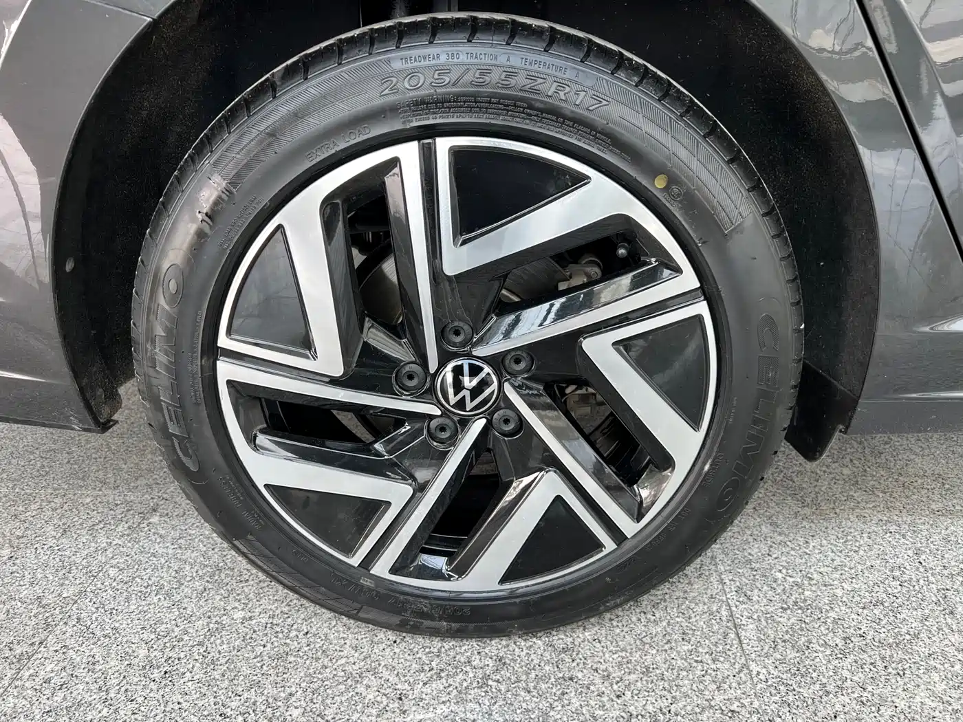 Volkswagen Sagitar 2023 300TSI DSG Surpassing Edition фото 23