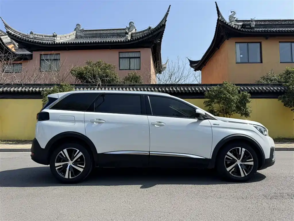 Peugeot 5008 2019 380THP 5-seat Elite Edition фото 25
