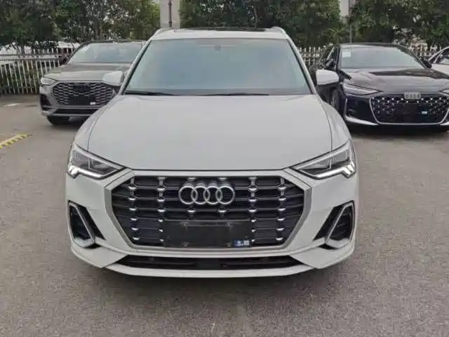 Audi Q3 2022 35 TFSI Fashion Dynamic фото 2