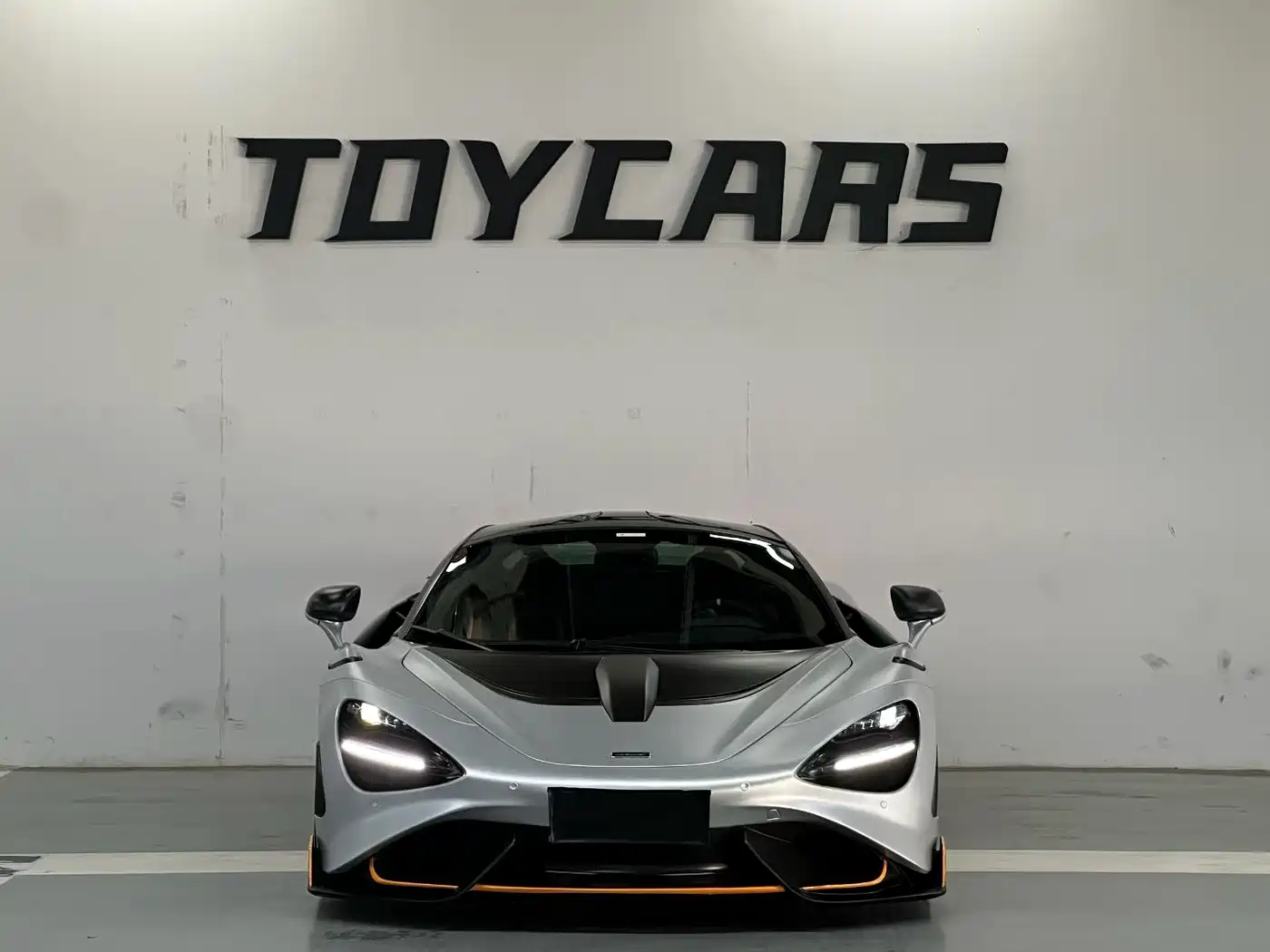 MCLAREN 720S