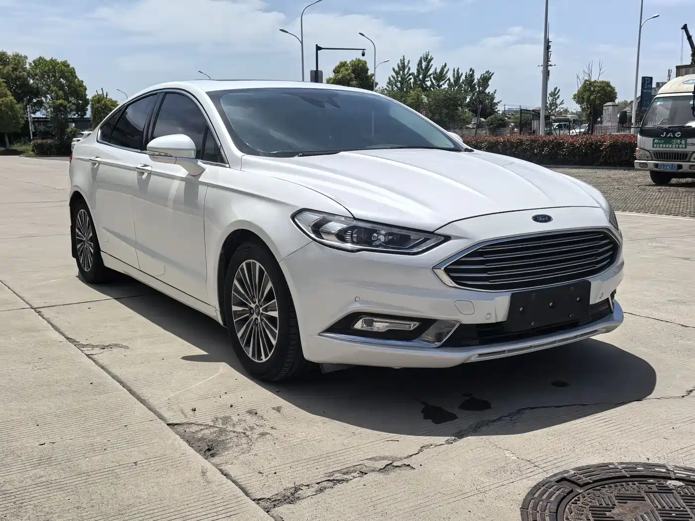 FORD MONDEO