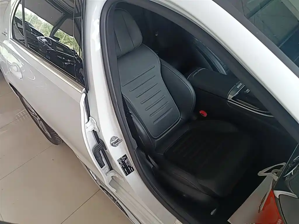 Mercedes-Benz C-Class 2022 C 200 L Sport Version фото 25