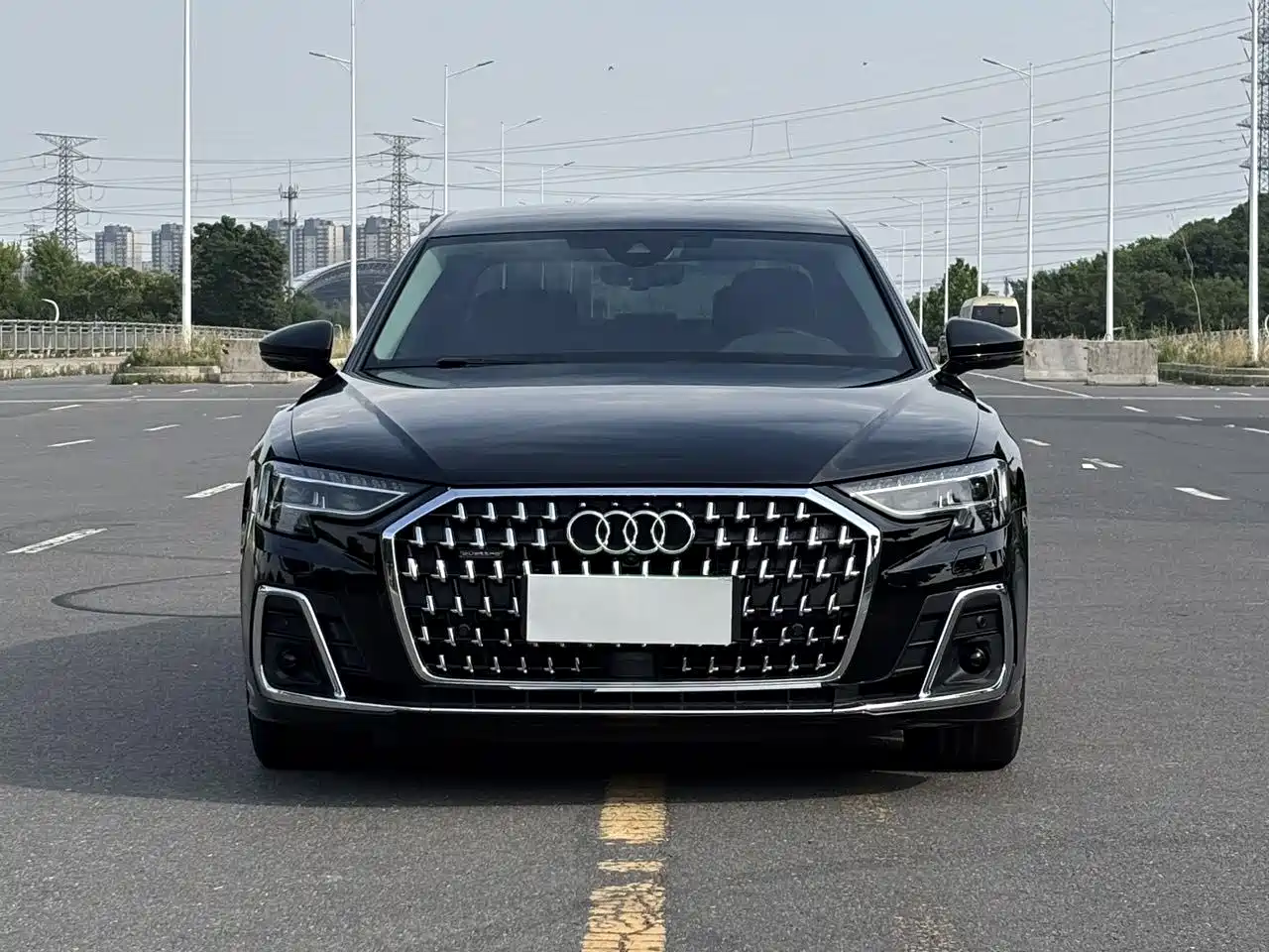 Audi A8 2024 Model A8L 50 TFSI quattro Premium Selection фото 2