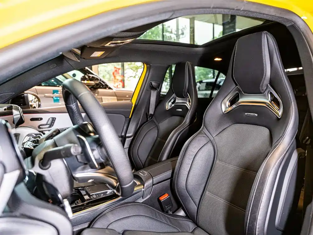 Mercedes-Benz A-Class AMG (Import) 2023 AMG A 35 4MATIC Sun Edition фото 8