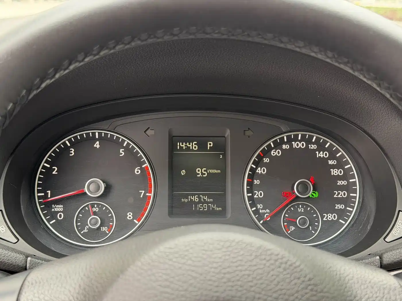 Volkswagen Passat 2011 1.8TSI Automatic Premium Edition фото 16