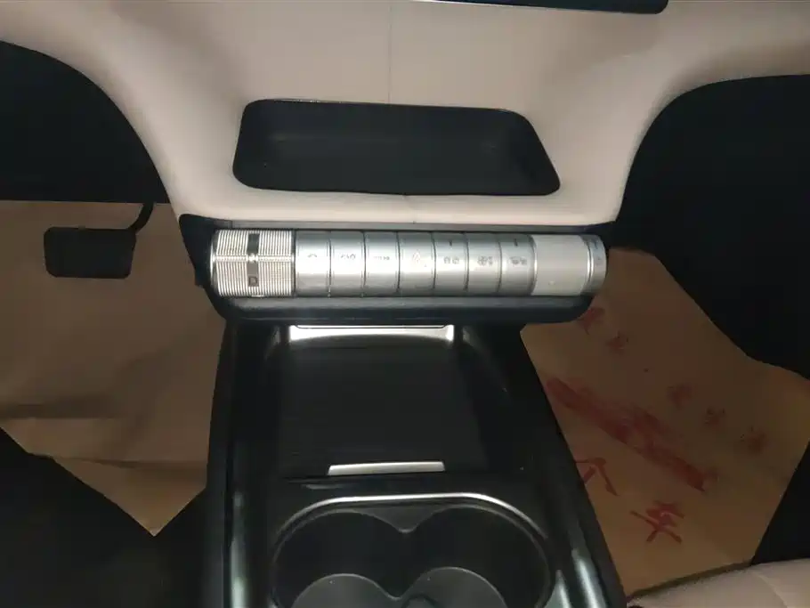 BYD Dolphin 2024 Glory Edition 420km Freedom Edition фото 16