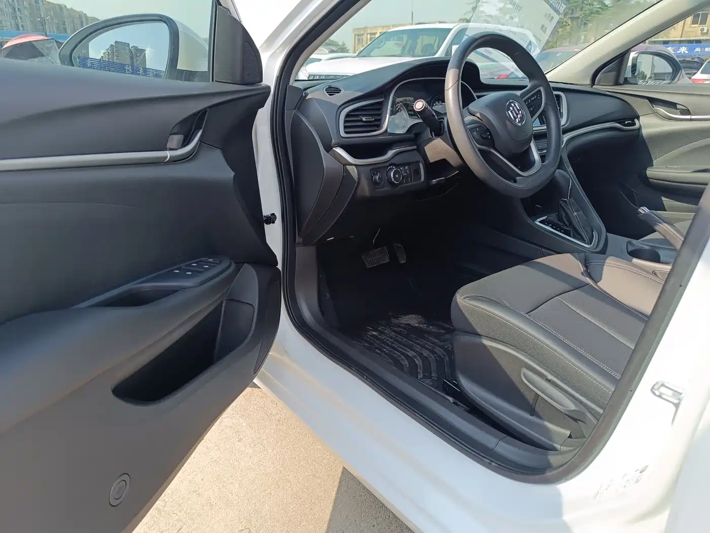 Buick Excelle 2021 1.3T Auto Mild Hybrid Elite фото 4