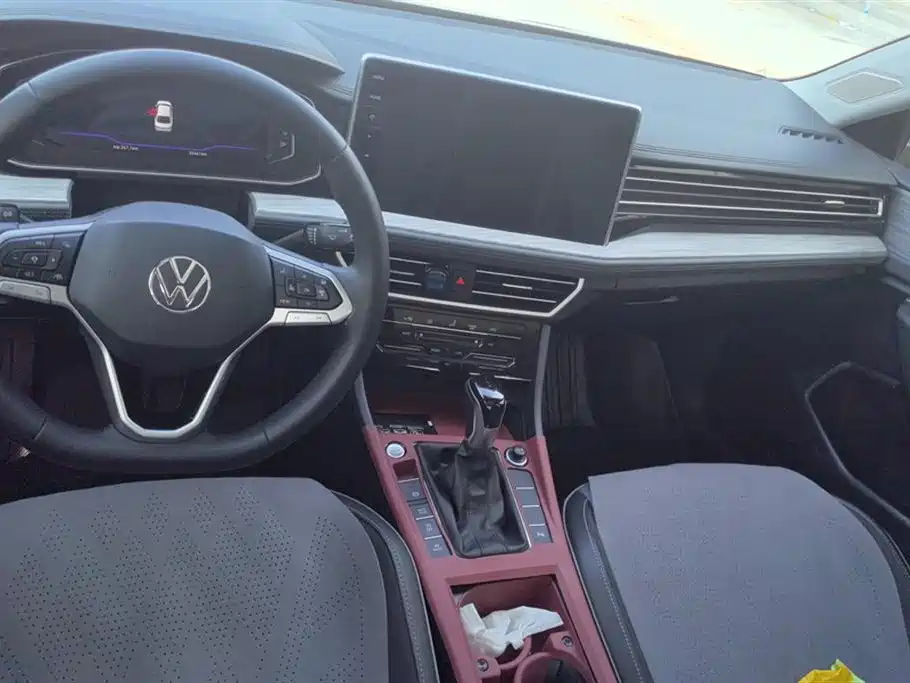 Volkswagen Sagitar 2023 300TSI DSG Excellence Edition фото 12