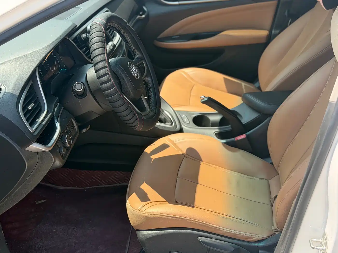 Photo 4 - Buick Excelle