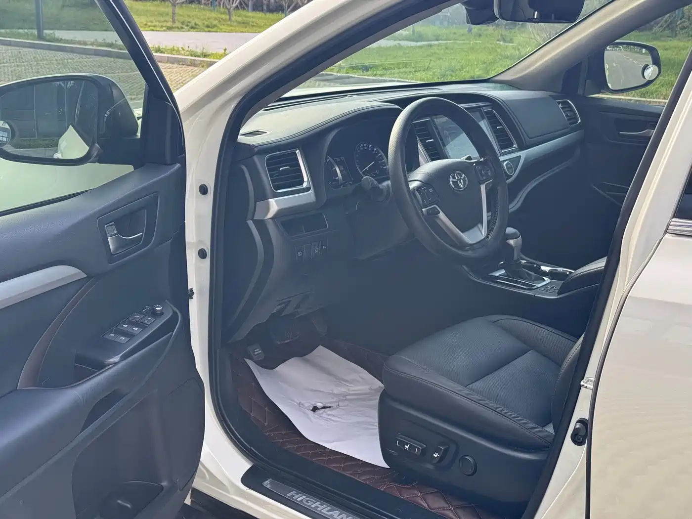 Toyota Highlander 2018 2.0T 4WD Luxury 7-seater (China V) фото 18
