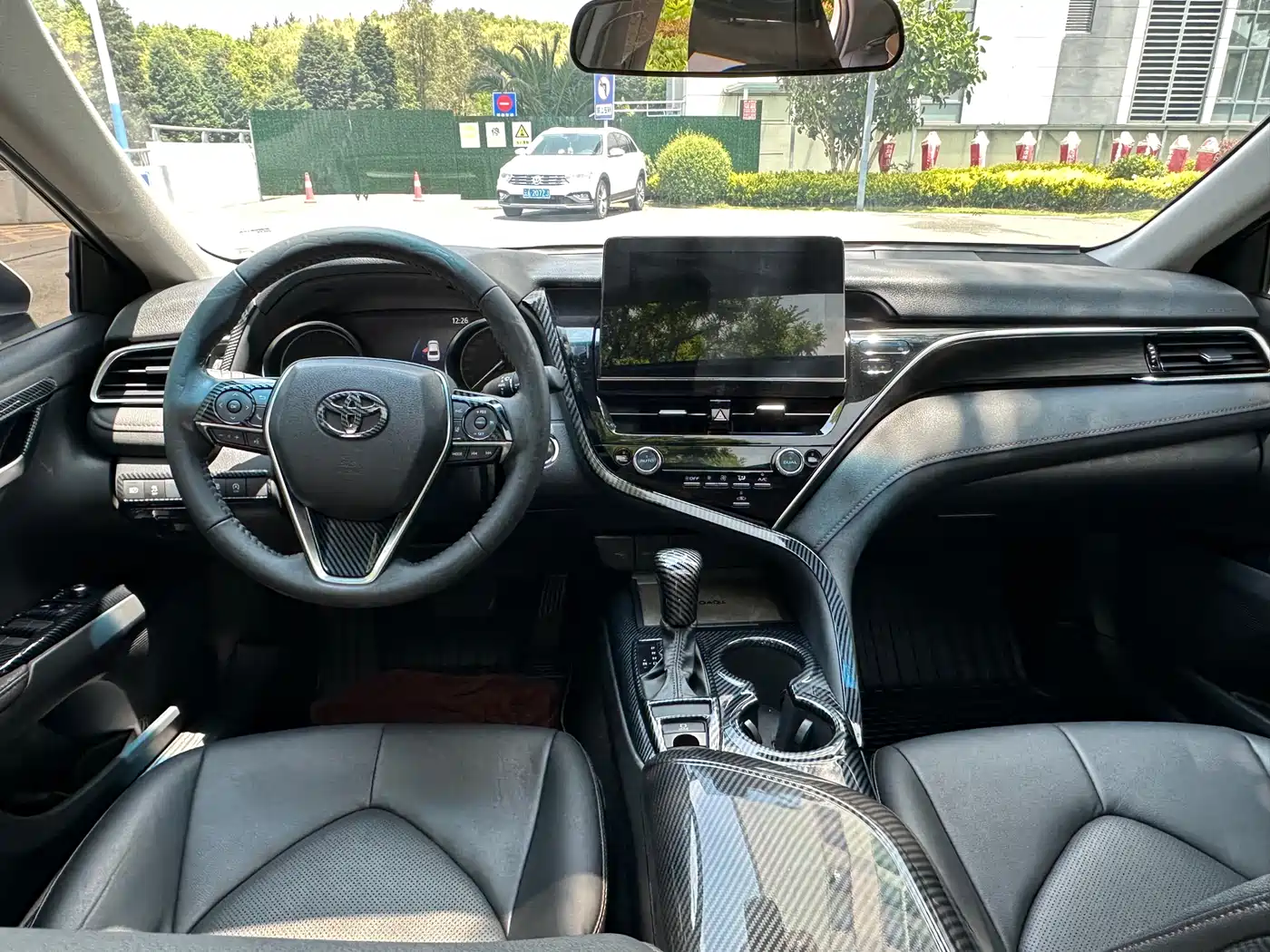 Toyota Camry 2023 2.0G Luxury Edition фото 9