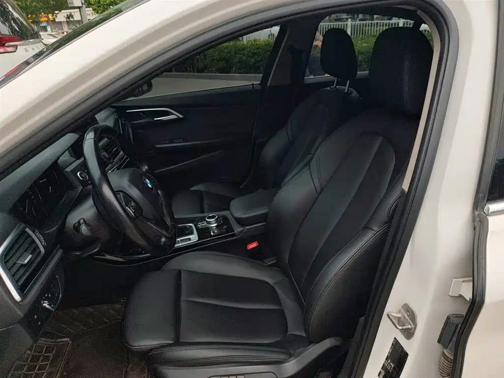 BMW 1 Series 2017 118i Design Package фото 8