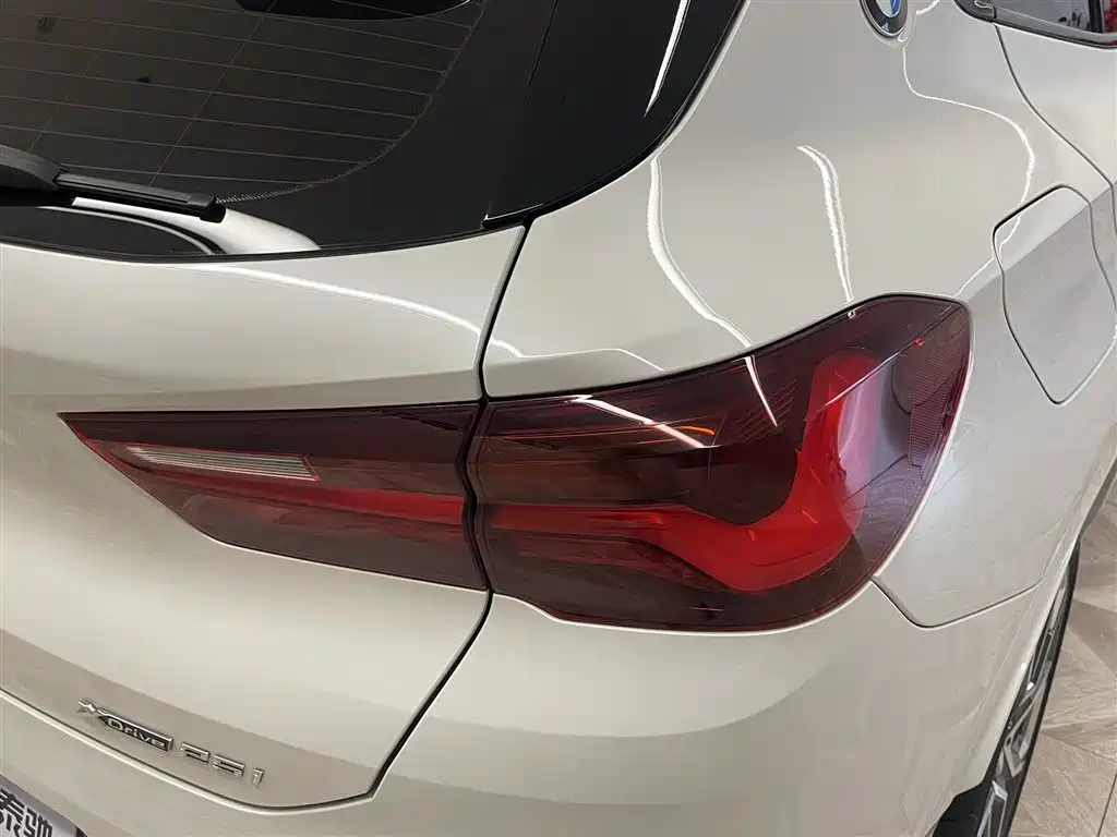 BMW X2 2021 Facelift xDrive25i Shadow Night Edition фото 10