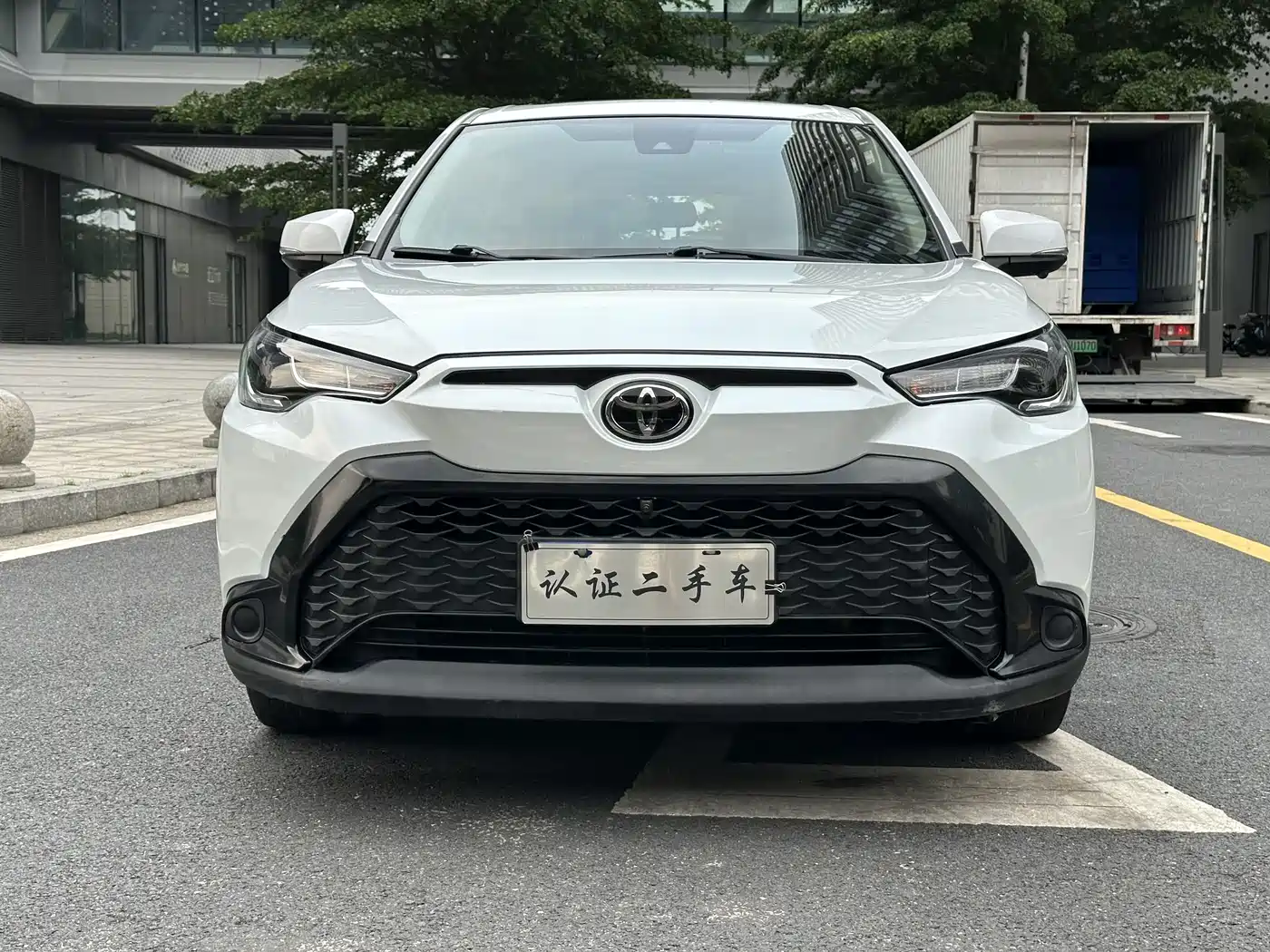 Toyota Frontlander 2022 2.0L CVT Leading Edition фото 2