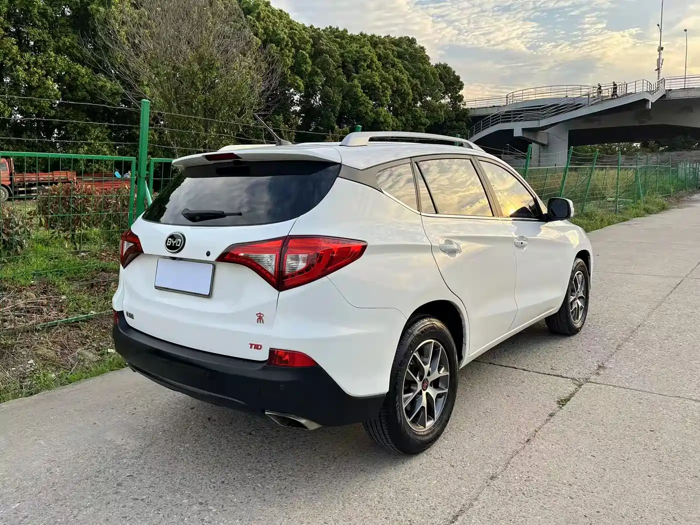 BYD Song 2016 Ultimate Edition 1.5TID Automatic Elite фото 6