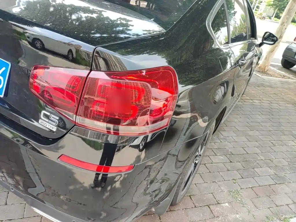 Фото 8 - Citroën C5