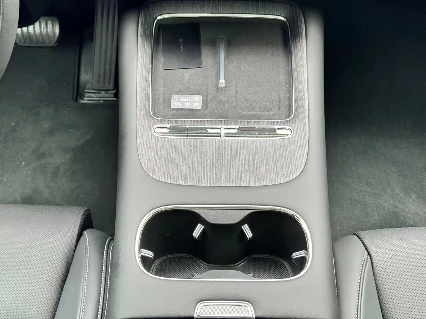Фото 8 - Xiaomi Auto Xiaomi SU7
