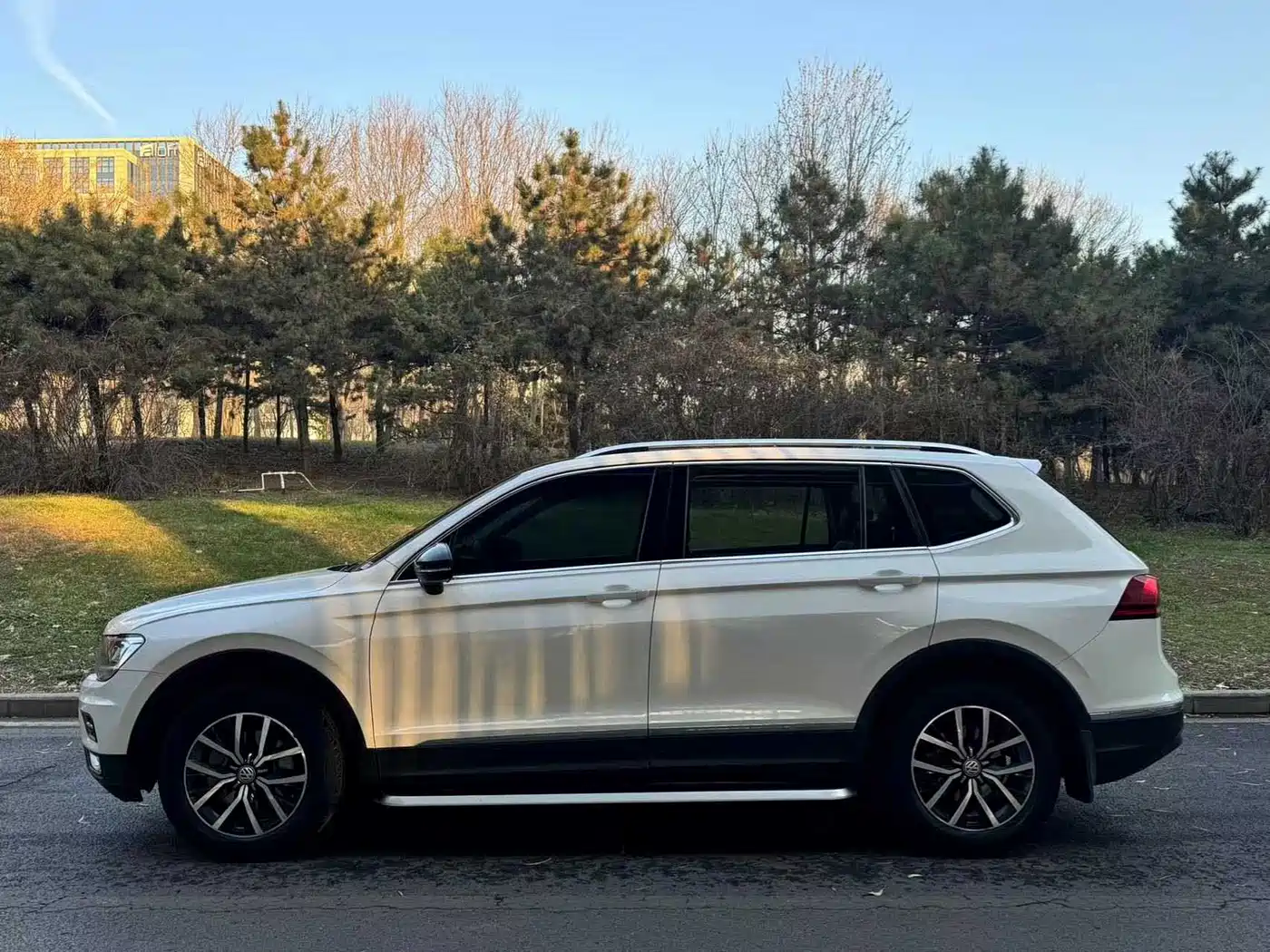 Volkswagen Tiguan L 2018 330TSI Automatic 2WD Luxury Edition фото 3