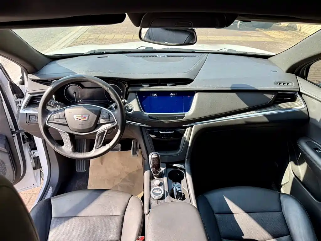 Cadillac XT5 2021 28T AWD Leading Sport фото 6