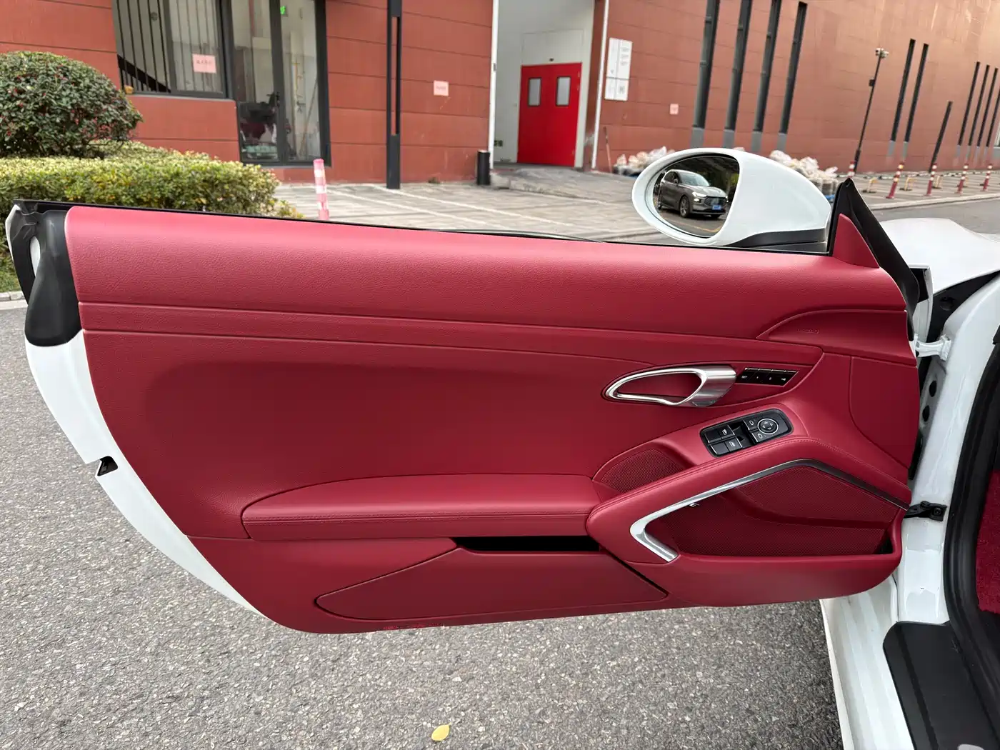 Porsche 718 2016 Boxster 2.0T фото 14