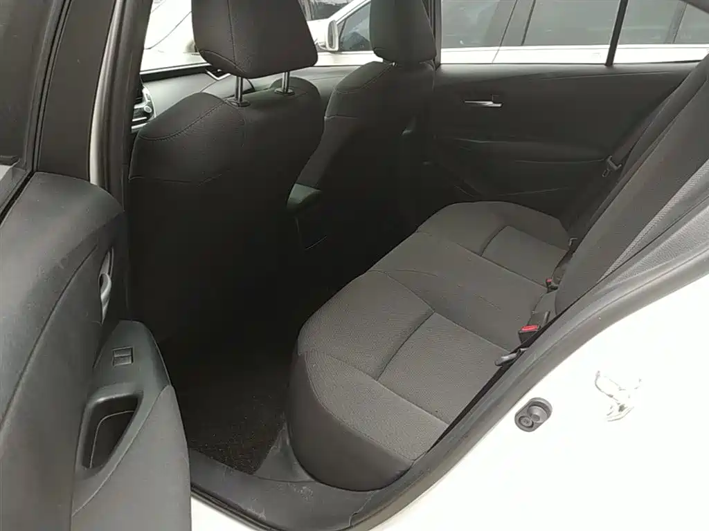 Toyota Corolla 2021 TNGA 1.5L CVT Elite Edition фото 17