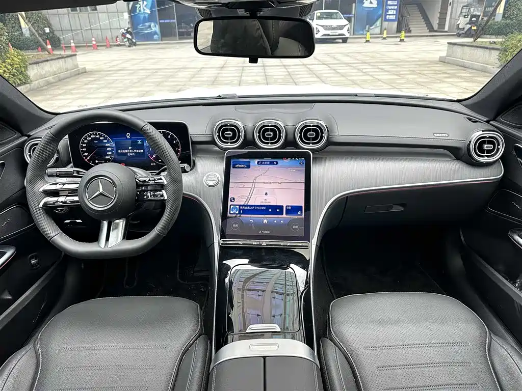 Фото 6 - Mercedes-Benz C-Class