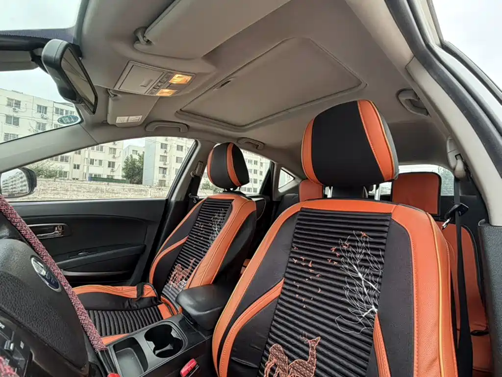 Besturn X80 2015 2015 2.0L Automatic Comfort Anniversary Edition