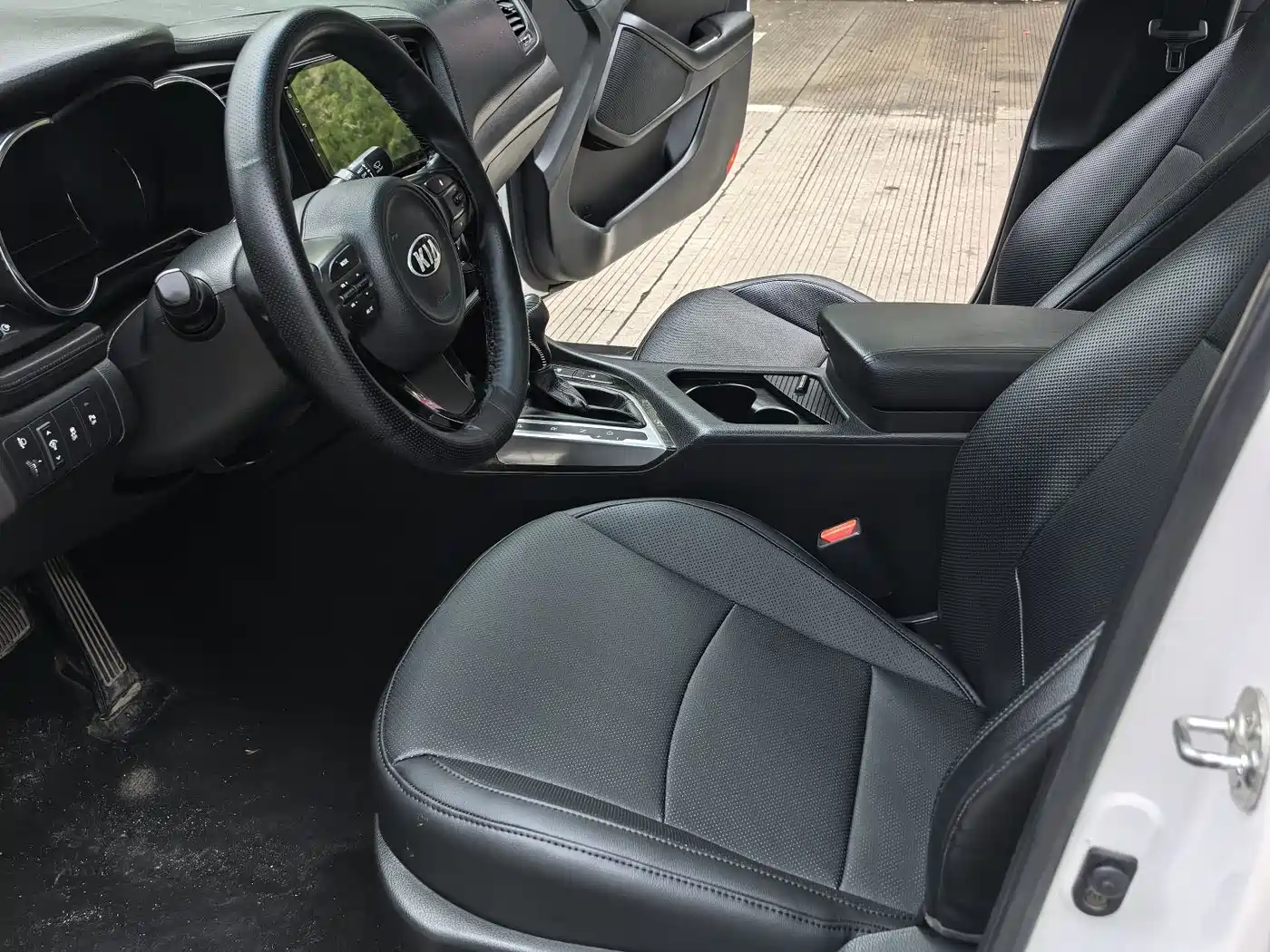 Kia K5 2014 2.0L Automatic LUXURY фото 7