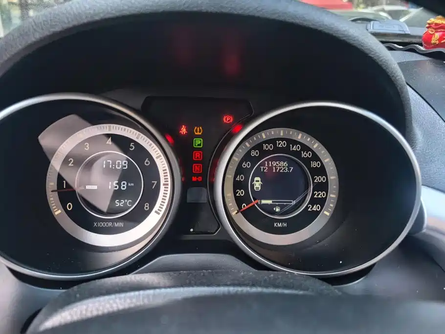 Besturn X80 2014 2013 2.0L Automatic Luxury Type