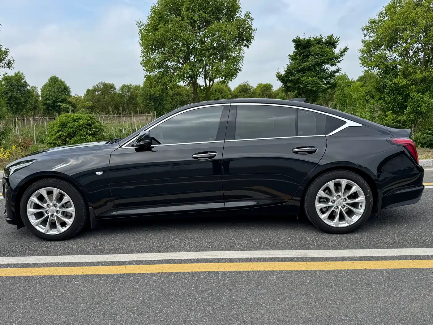 Cadillac CT5 2023 28T Luxury Style (Standard Edition) фото 6