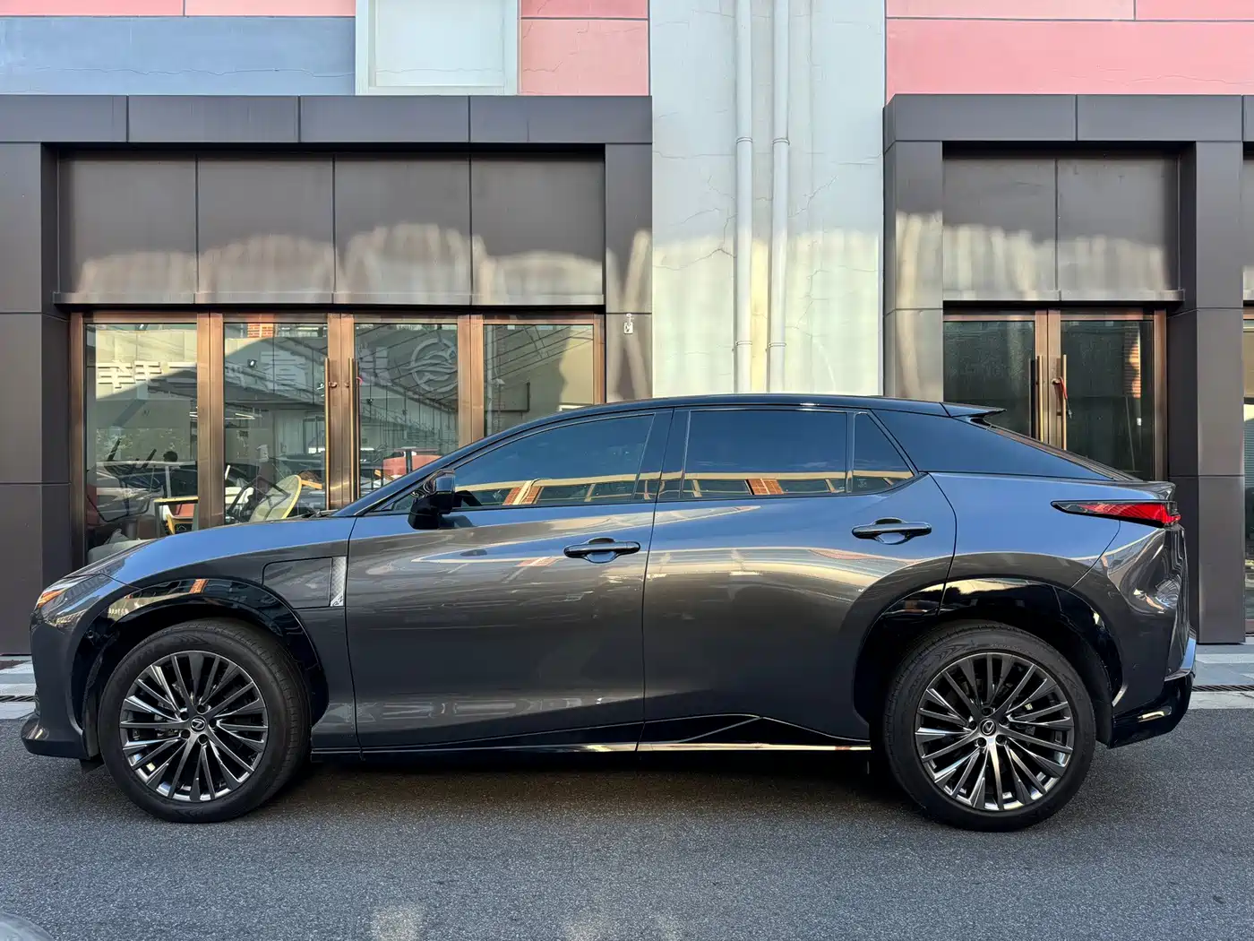 Lexus RZ 2023 2023 450e 4WD Premium