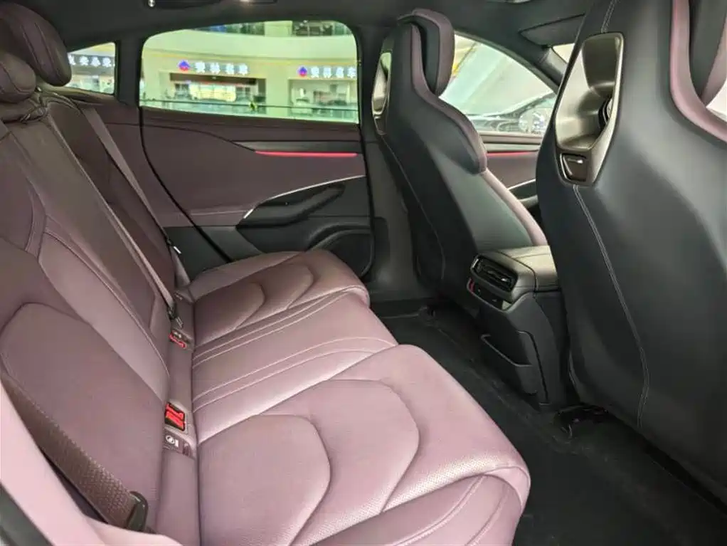 Xiaomi Auto Xiaomi SU7 2024 RWD Standard Founder's Edition фото 5