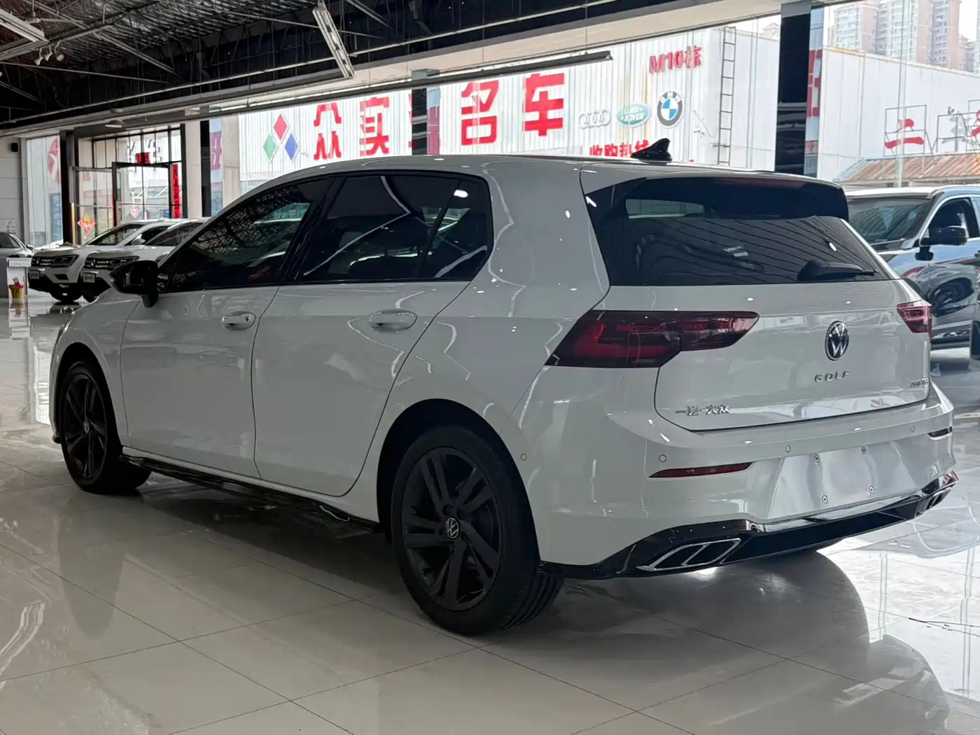 Volkswagen Golf 2021 280TSI DSG R-Line фото 4