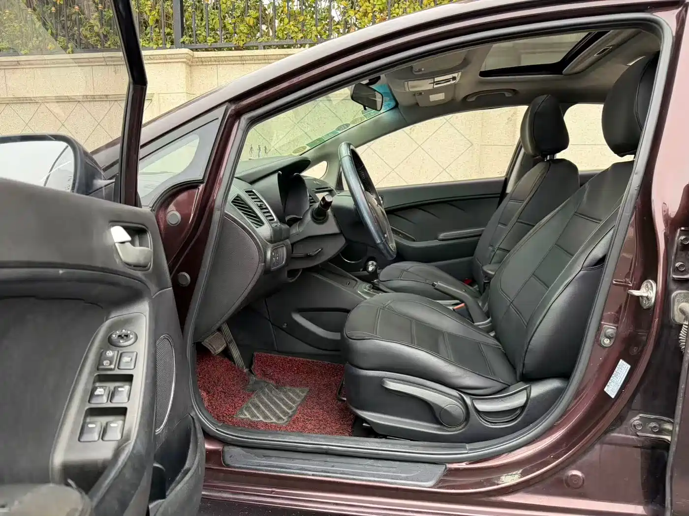 Kia K3 2013 1.6L Automatic GLS фото 6