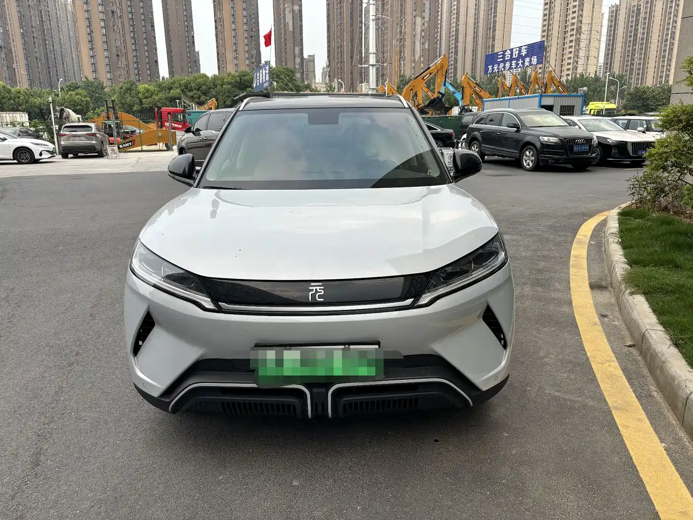 BYD Yuan UP 2024 401KM Surpass Edition фото 2