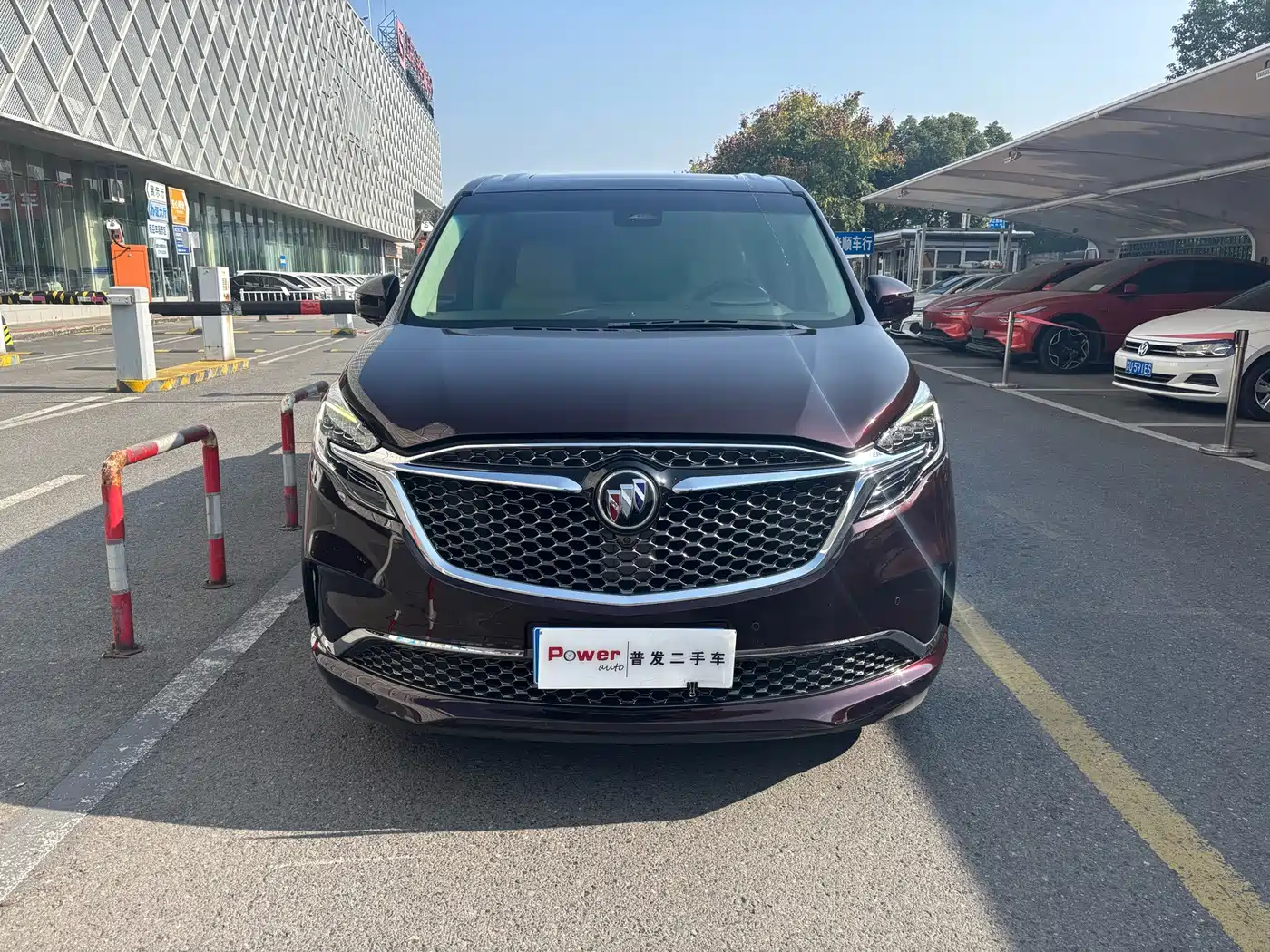 Фото 2 - Buick GL8