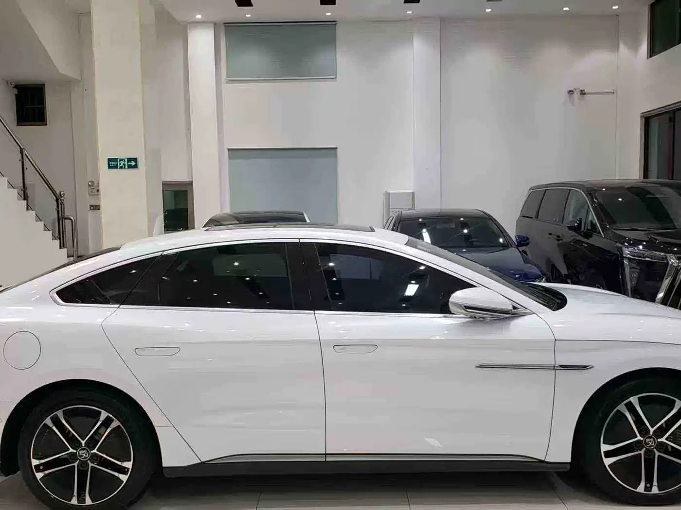 BYD Han 2020 EV Extended Range Premium фото 12