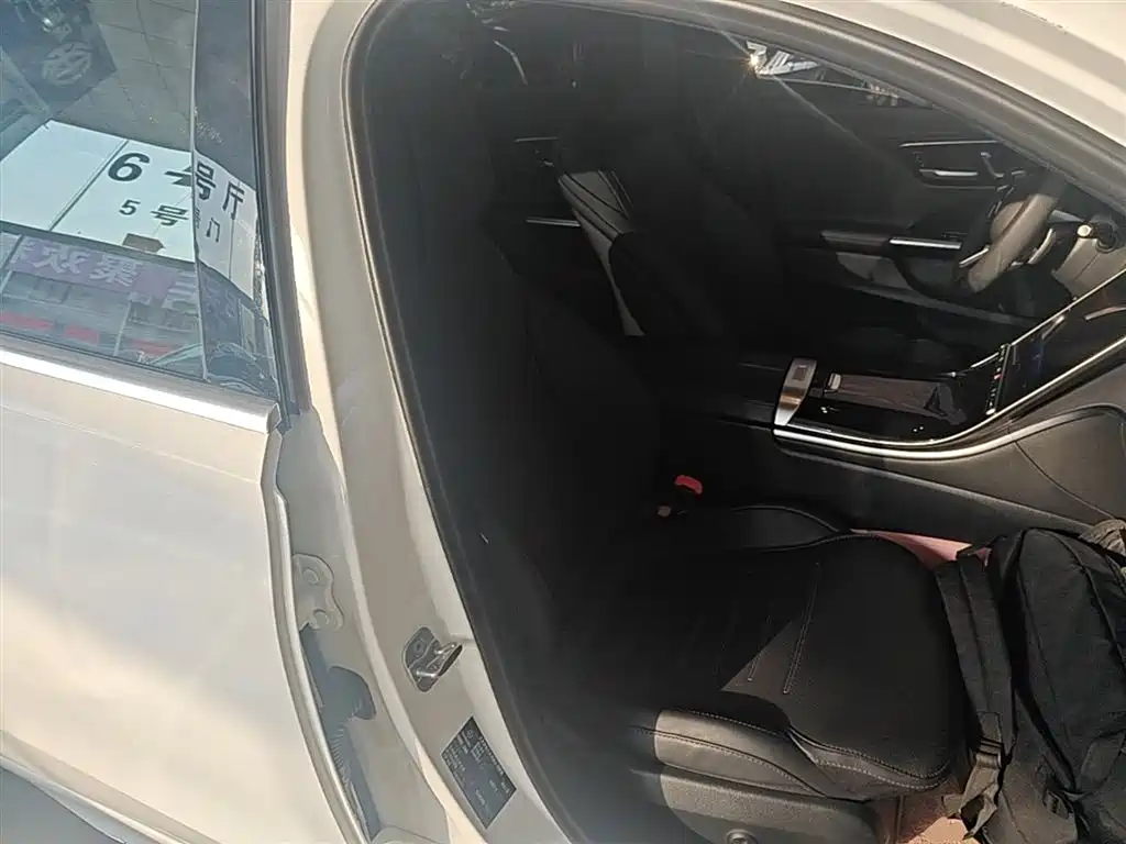 Mercedes-Benz C-Class 2024 Facelift C 260 L Sport фото 24