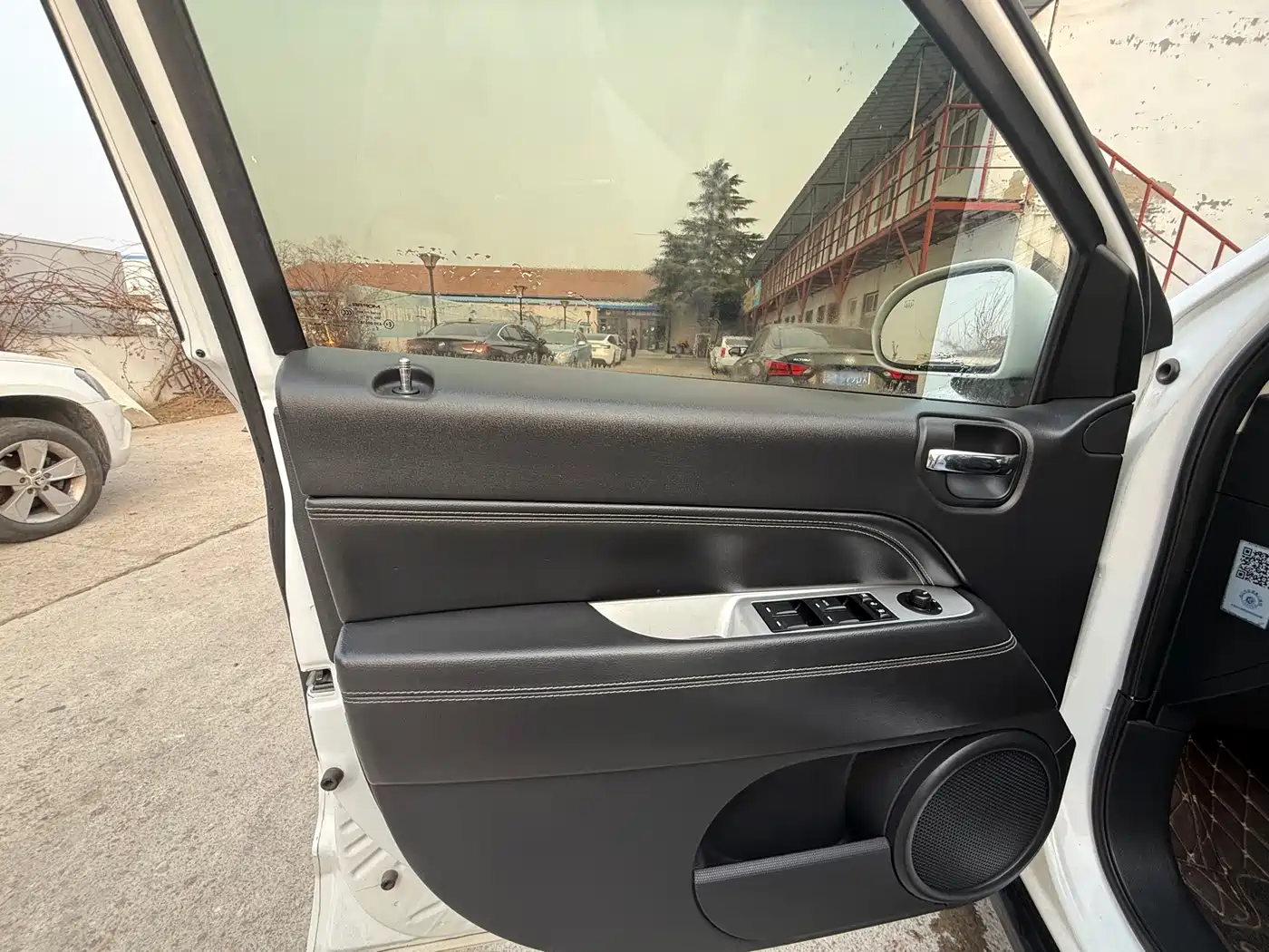 Jeep Compass (Import) 2015 2014 Facelift 2.0L 2WD Elite Edition