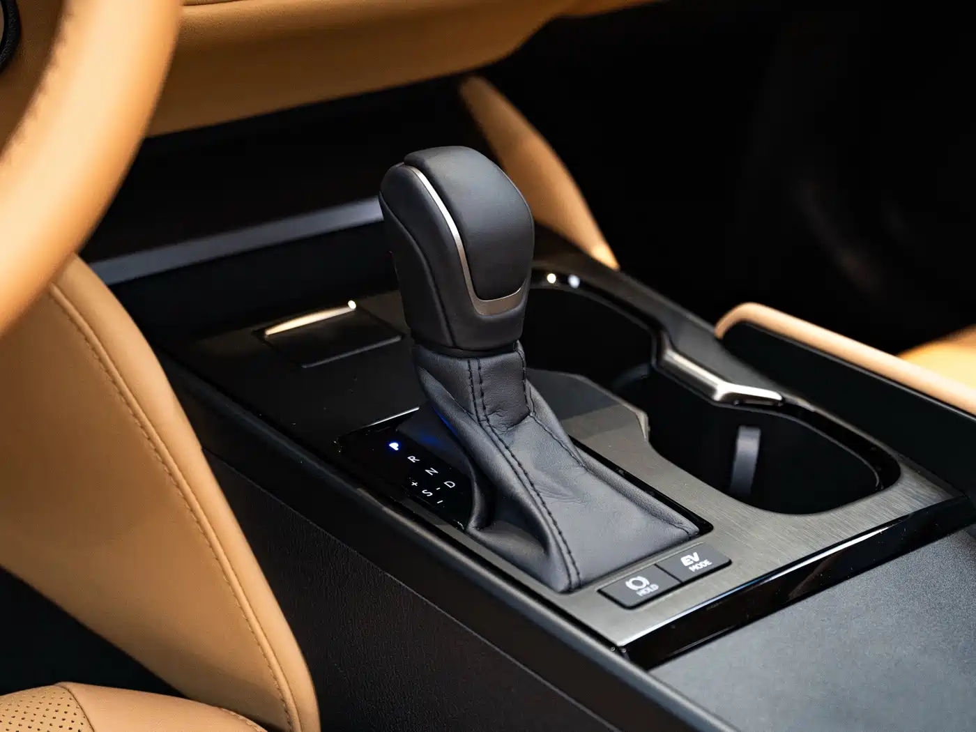 Lexus ES 2025 2025 300h Ultimate Edition