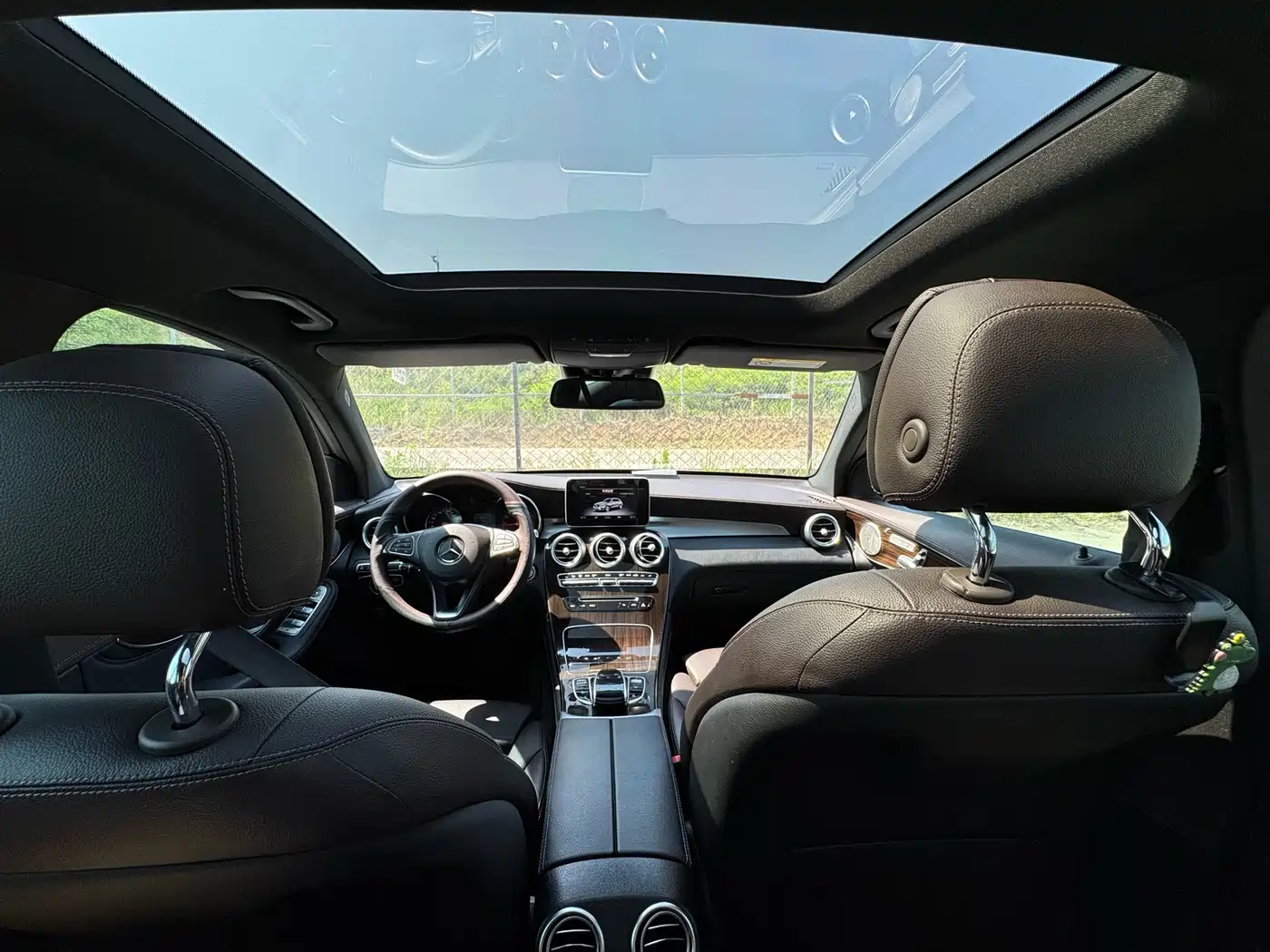 Mercedes-Benz GLC 2018 GLC 260 4MATIC Luxury фото 9