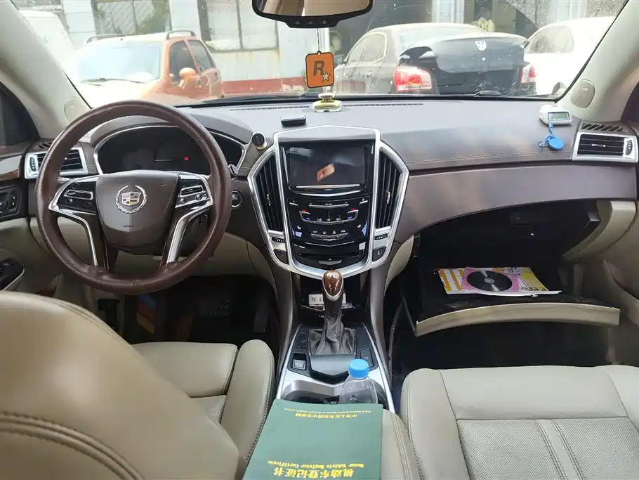 Cadillac SRX 2013 3.0L Luxury фото 13