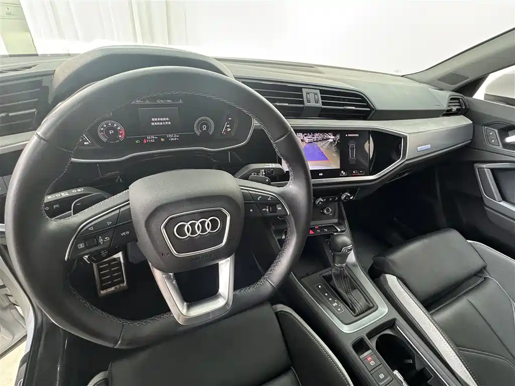 Audi Q3 2024 35 TFSI Fashion Sport фото 24