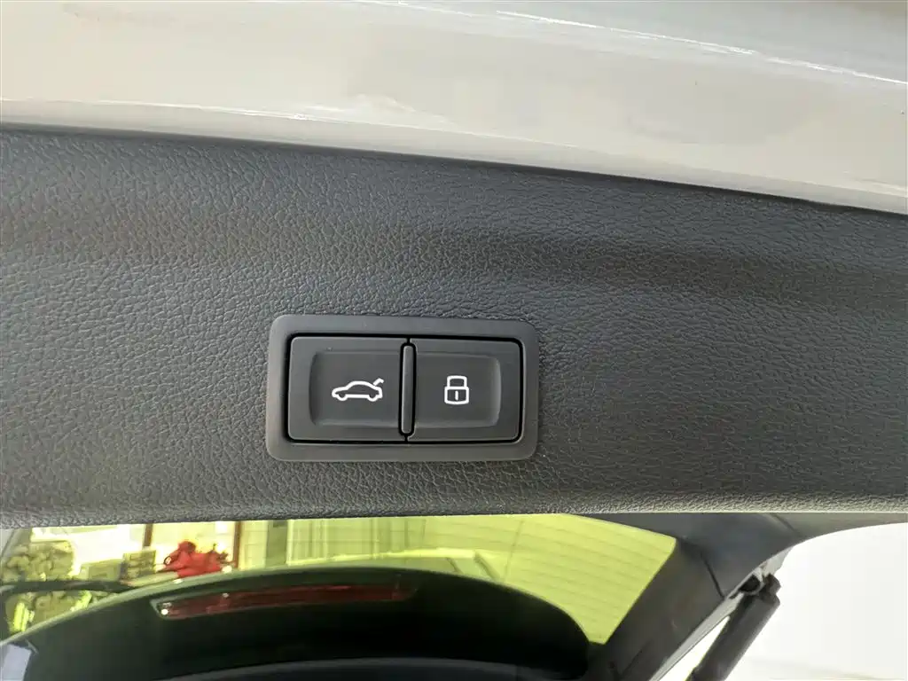 Audi Q3 2024 35 TFSI Fashion Sport фото 27