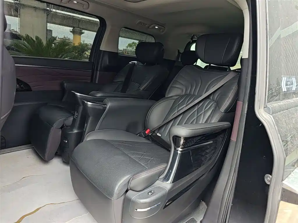 GAC Trumpchi Trumpchi M8 2024 Master Series 400T Premium Edition фото 24